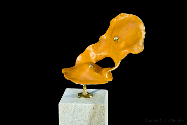 177_Die Huete der Angelik0001_Bronze_Tombrink_Skulptur